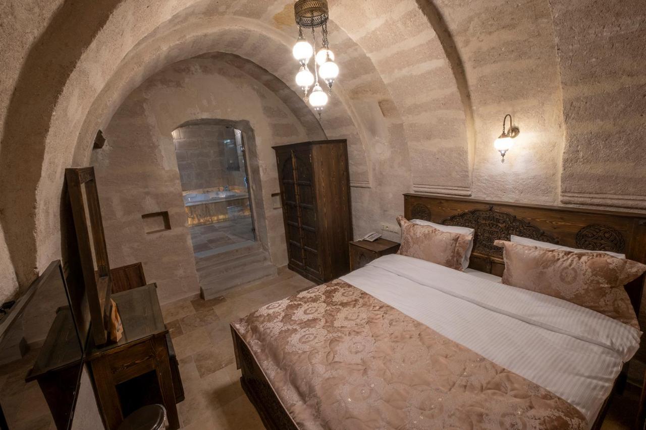 Underground Cave Suites Hotel Göreme Exterior foto